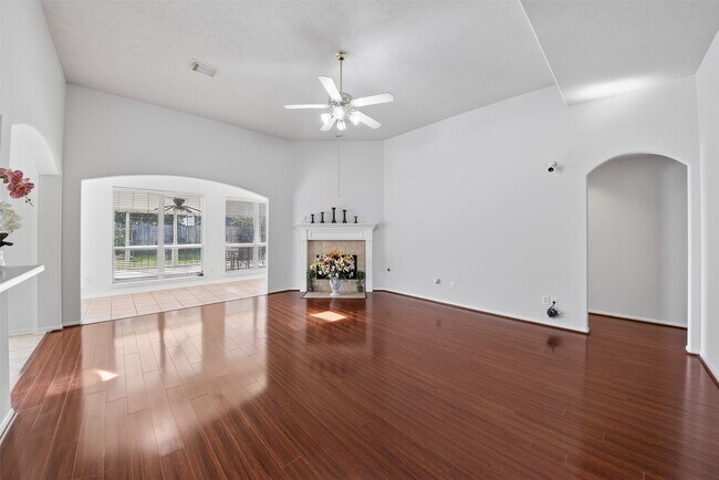 Building Photo - 7907 Swan Hollow Ct