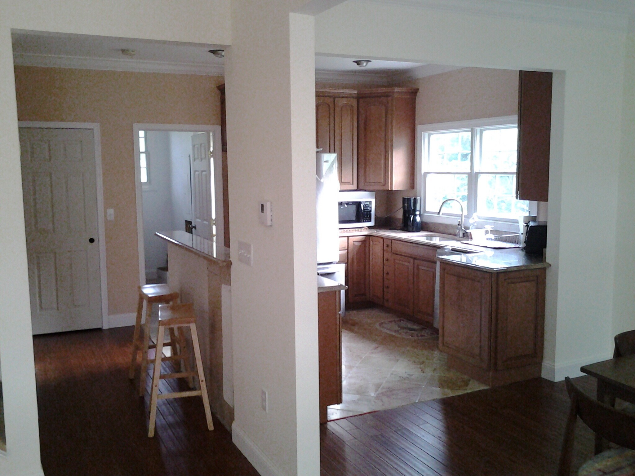 Building Photo - 121 3rd St