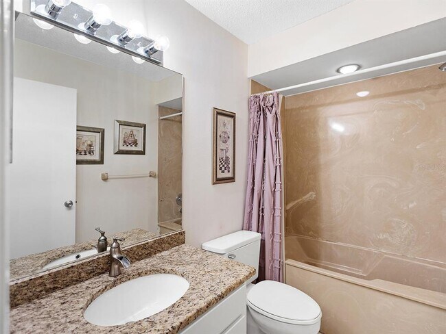Building Photo - 4415 Longmeadow