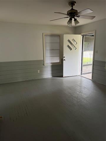 Building Photo - 6045 Sundown Dr