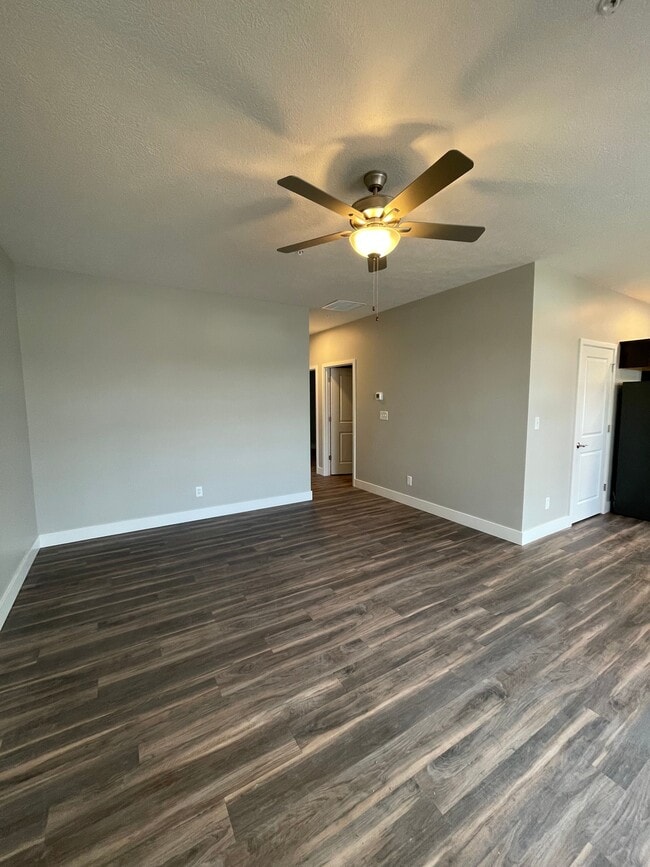 Building Photo - 2026 Scott Street