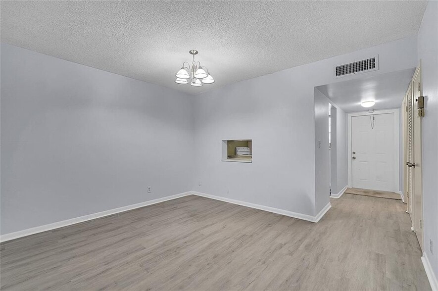 Primary Photo - 5320 NW 11th St