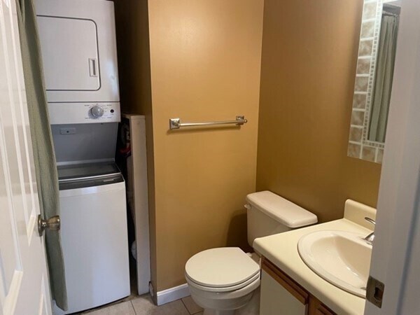 Building Photo - 50 Steeplechase Ct