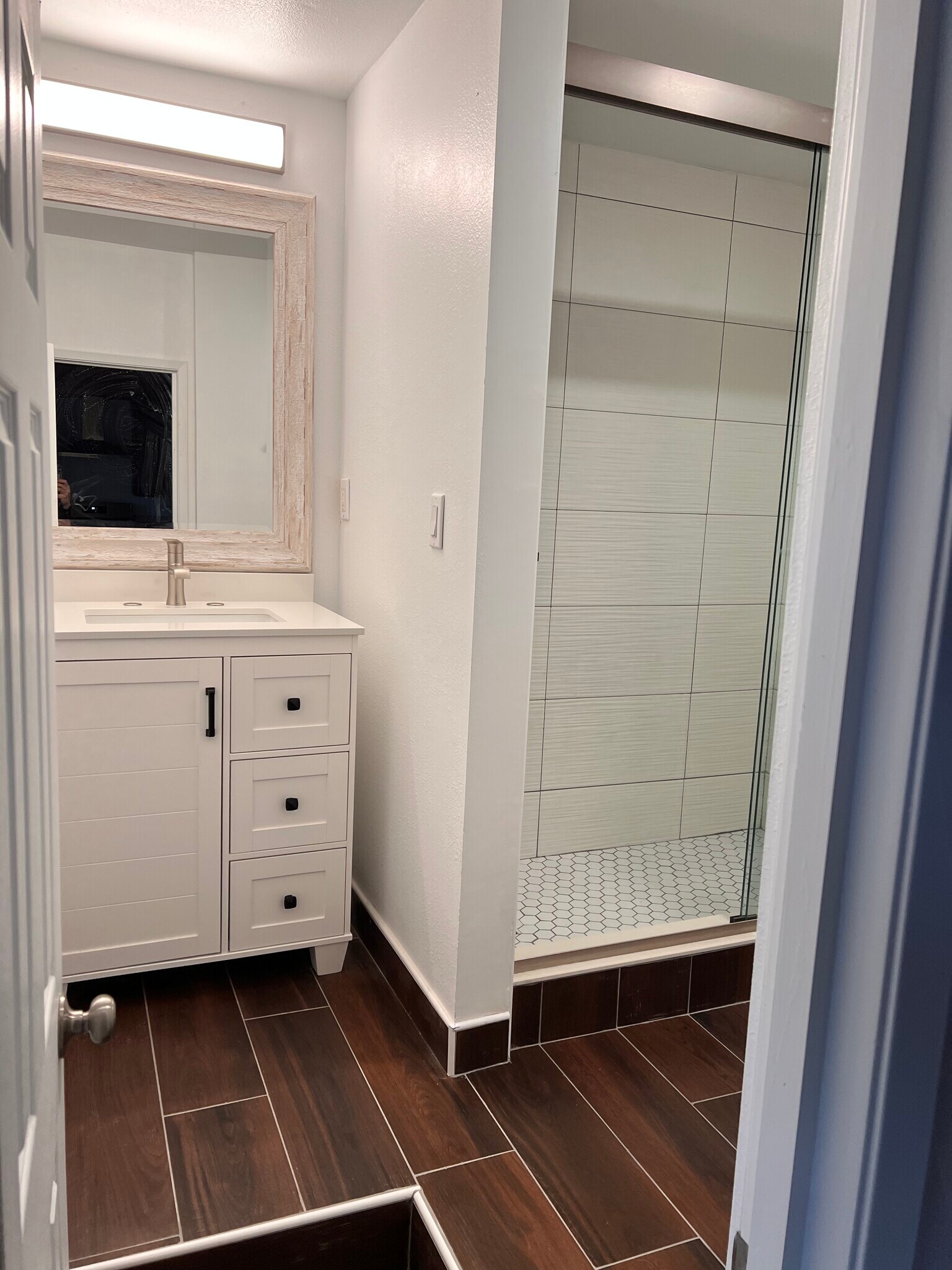 Building Photo - 13531 Chestnut St