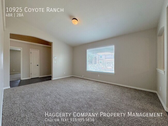 Building Photo - 10925 Coyote Ranch Ln