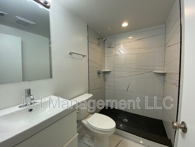 Building Photo - 3862 Olive St