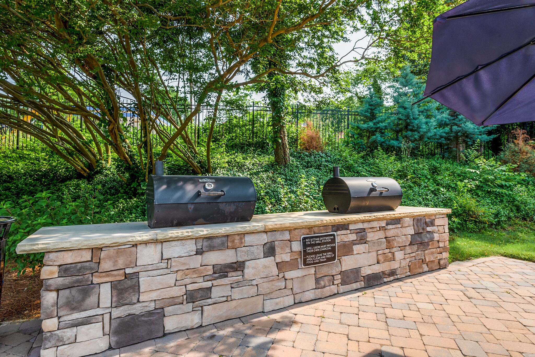 Building Photo - 1400 Kenesaw Ave