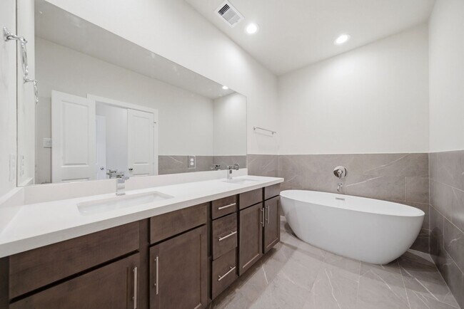 Building Photo - 5906 Jasper Jones Wy
