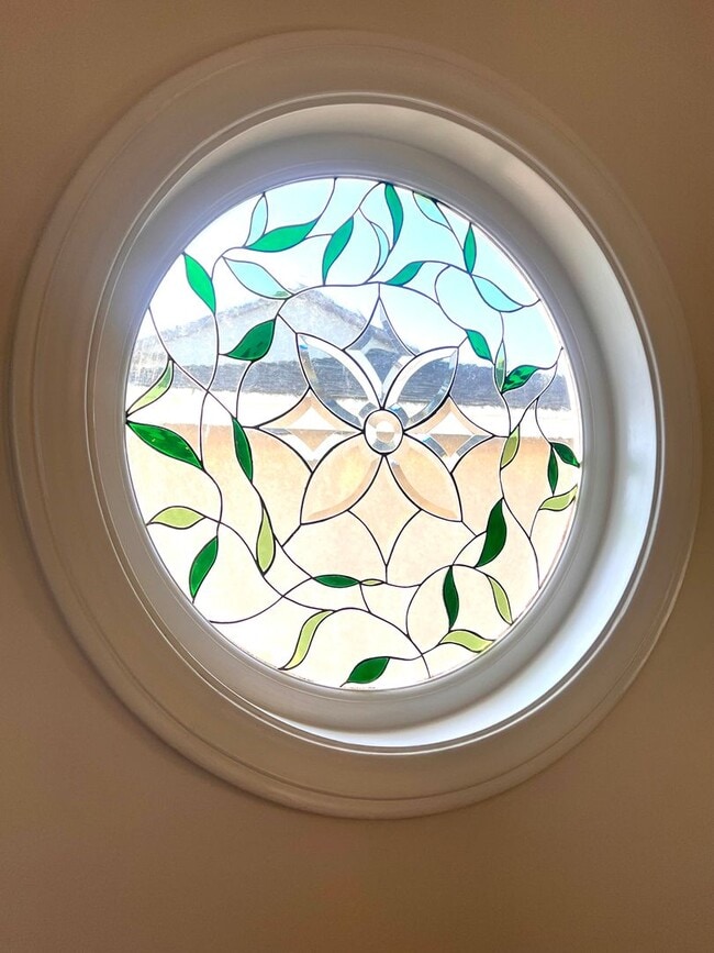 Building Photo - Private Back House with single garage & yard