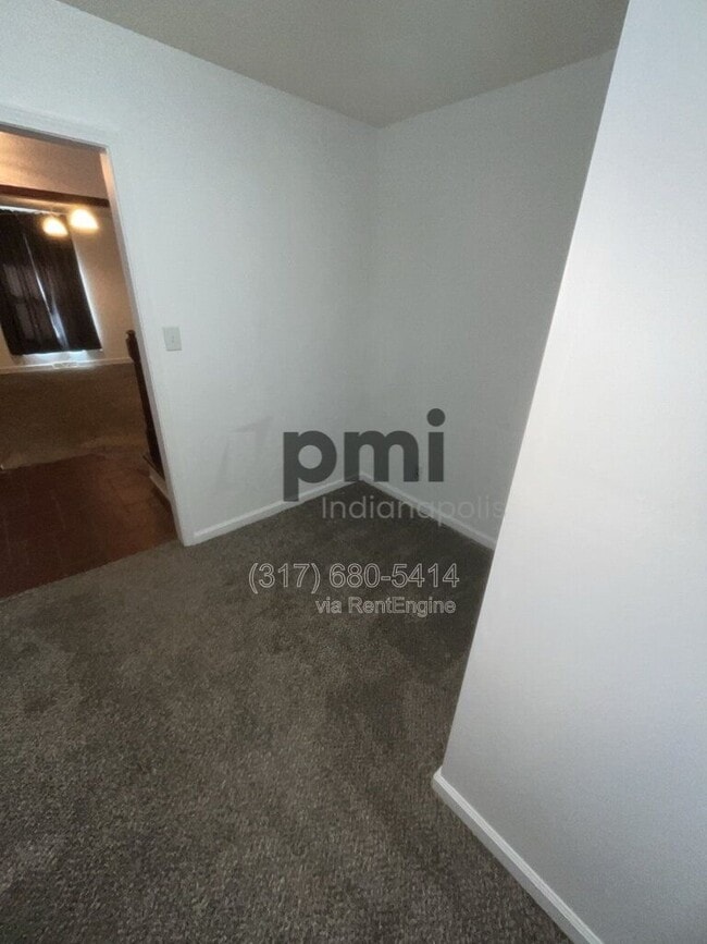 Building Photo - 635 Phaeton Pl