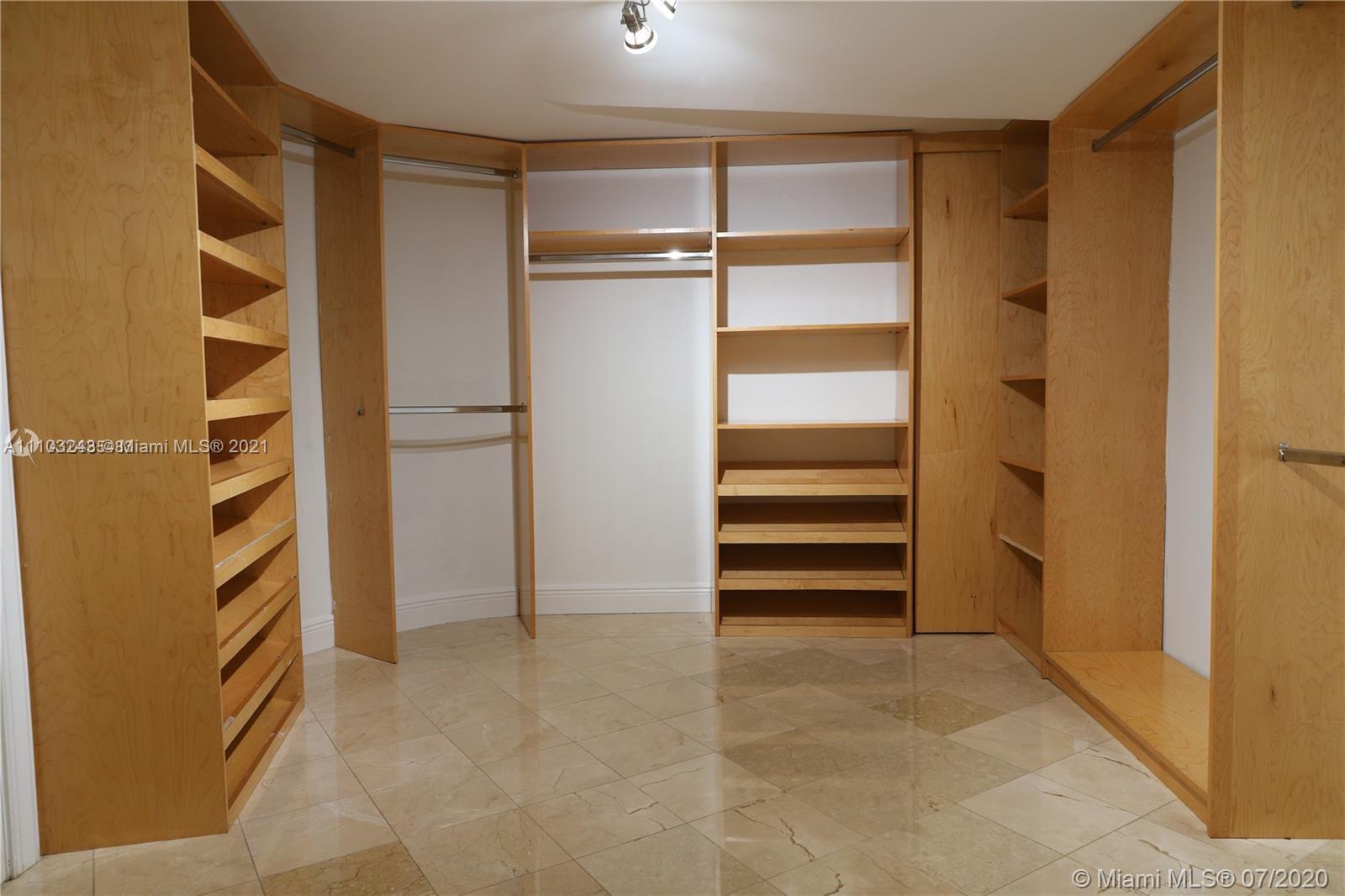 Building Photo - 6540 SW 135th Ter