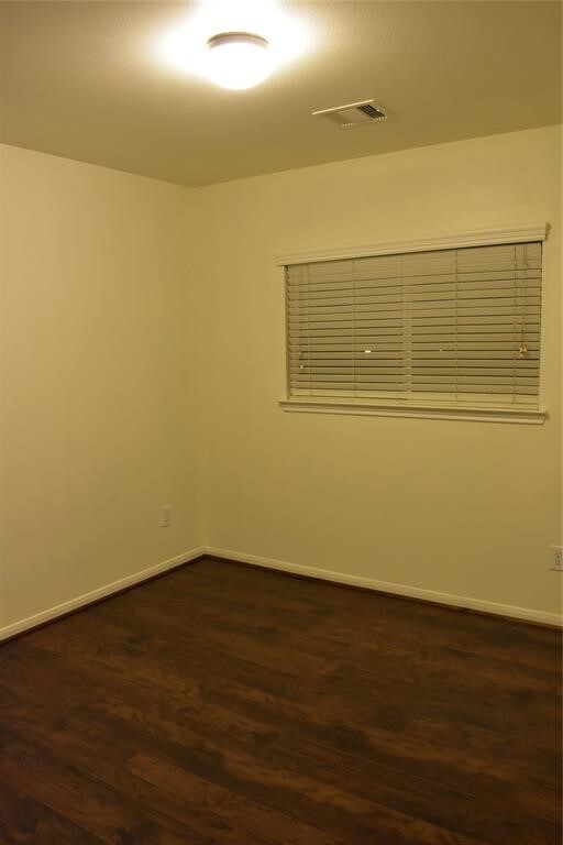 Building Photo - 6202 Provident Green Dr