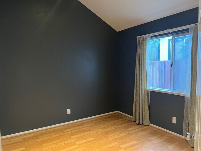 Building Photo - 1142 Rockhaven Ct. Salinas, CA 93906