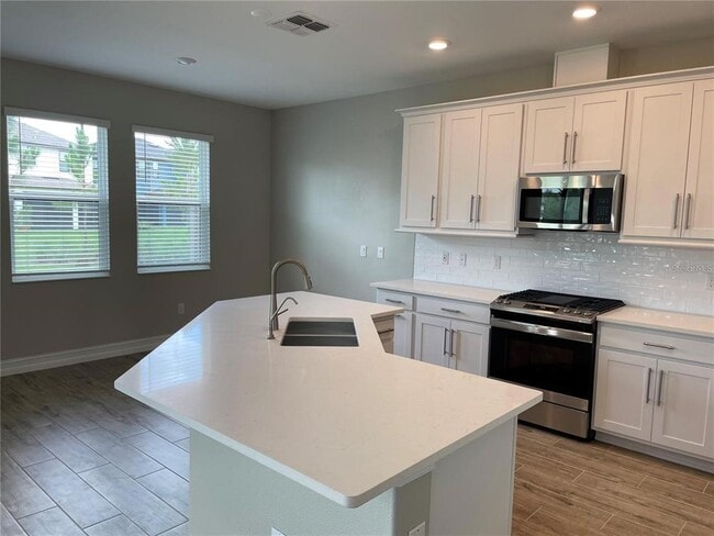 Building Photo - 4580 Almada Ln