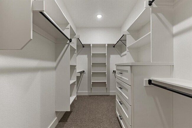 Building Photo - 7005 SW High Meadow Blvd