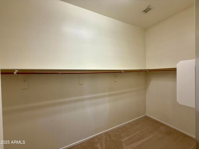 Building Photo - 4601 W Moss Springs Rd