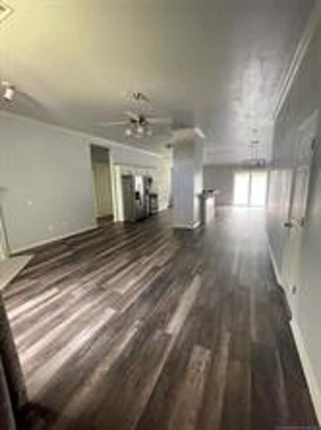 Building Photo - WOODCREEK ADDITION | PRIME LOCATION NEAR OU
