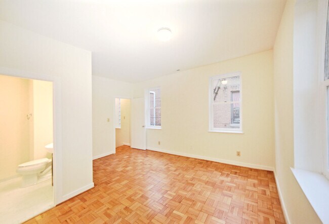 Building Photo - 1221 N Street, NW