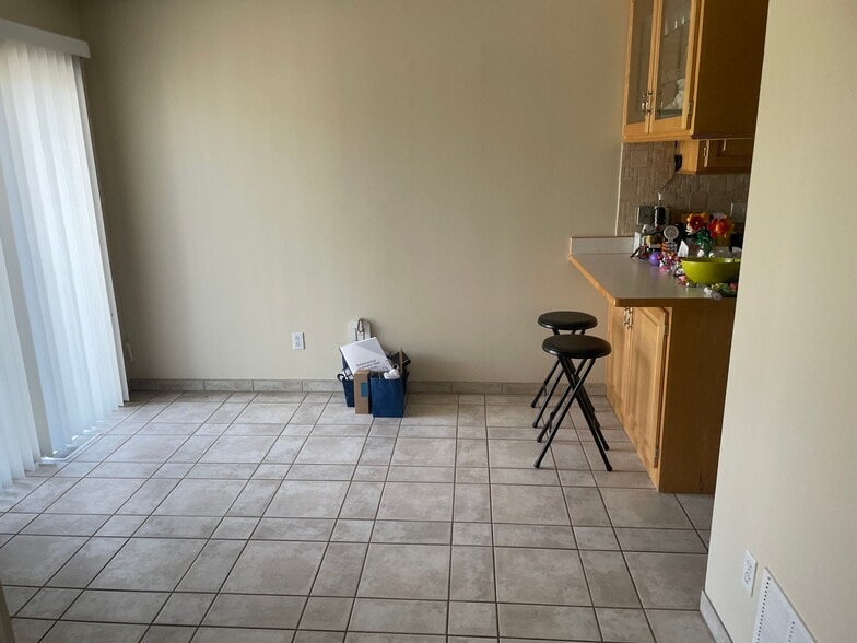 Building Photo - 9519 Hartford Cir