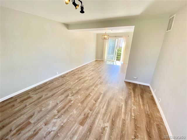 Building Photo - 6265 Aquatic Cir