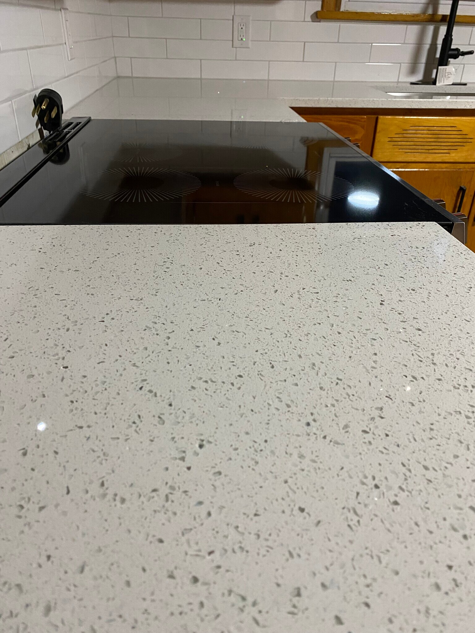 Building Photo - 99 Lyons St