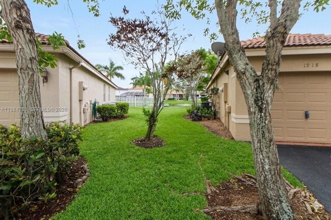 Building Photo - 1918 Andromeda Ln