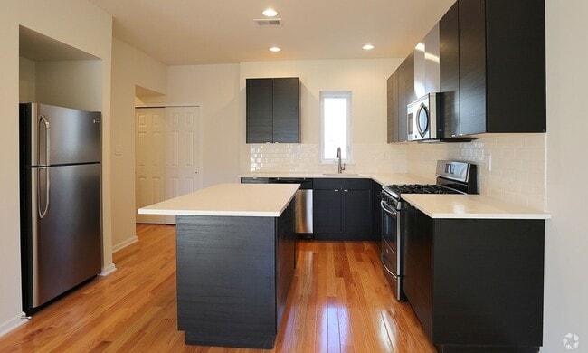 Interior Photo - Rittenhouse Terrace