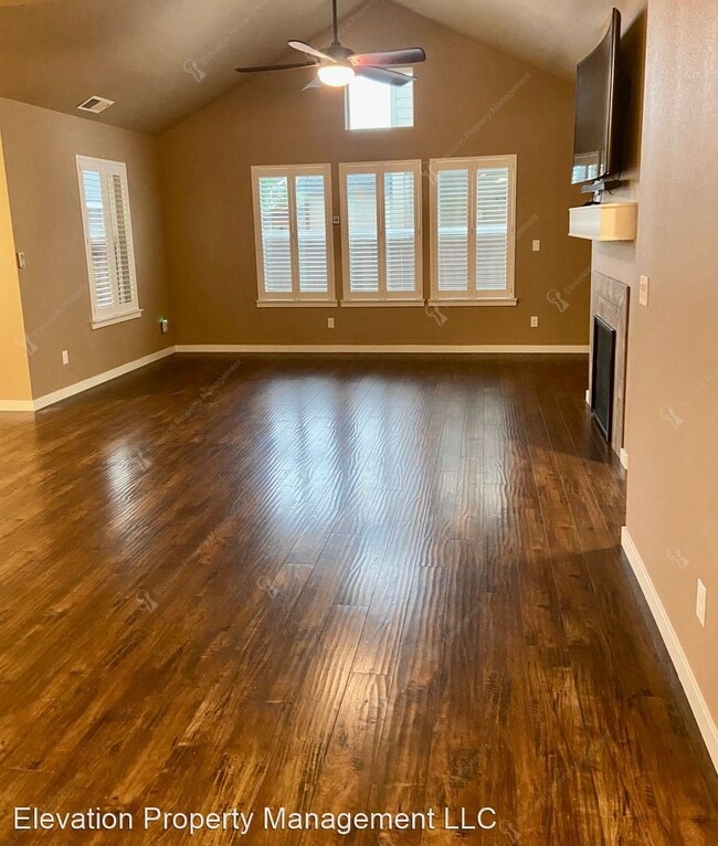 Building Photo - 3 br, 2 bath House - 20778 SE Hollis Ln