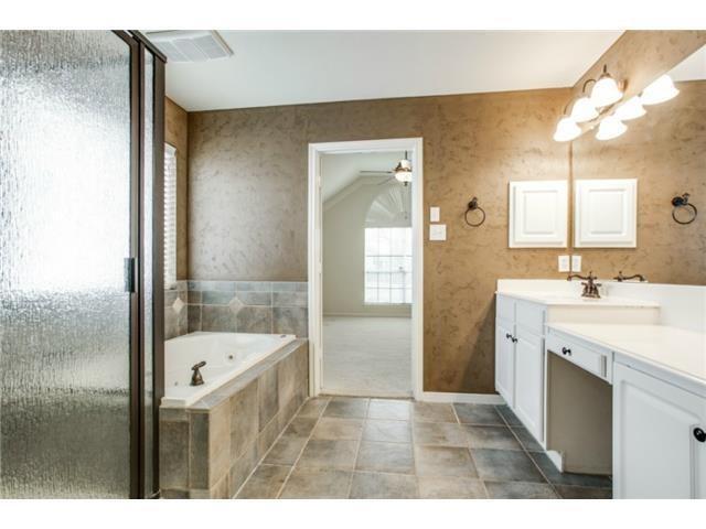 Building Photo - 7616 Jennifer Ln