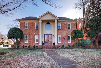 Building Photo - Elegant & Spacious Home Available in Church Point