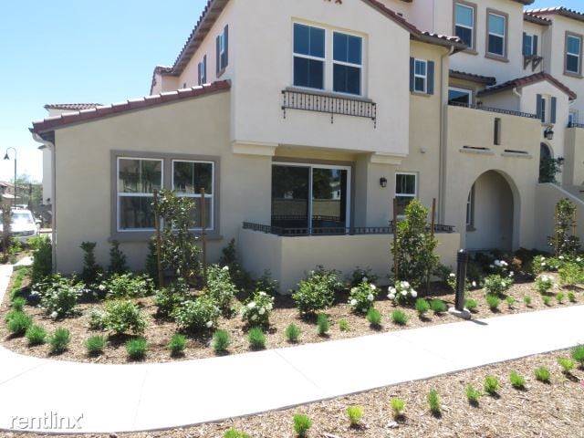 Building Photo - 3 br, 2.5 bath Townhome - 4382 Pacifica Way 5