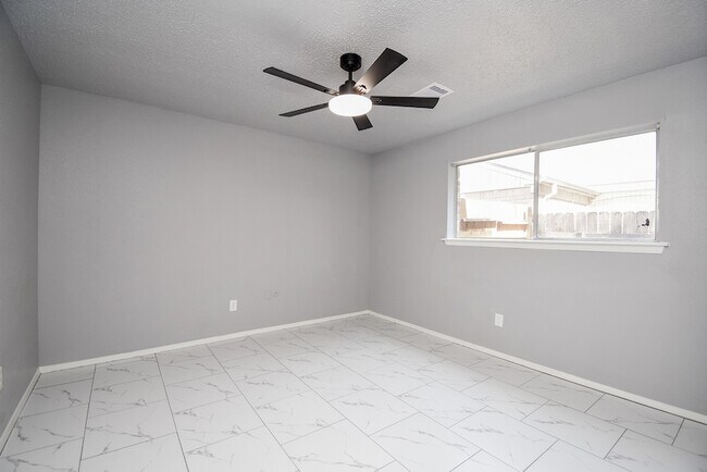 Building Photo - 23515 Briarcreek Blvd