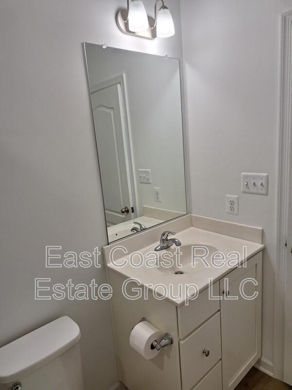 Building Photo - 408 Slick Terrace