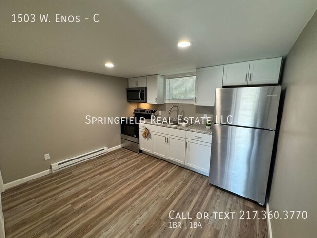 Building Photo - Modern 1 Bed 1 Bath Apartment with Ample S...