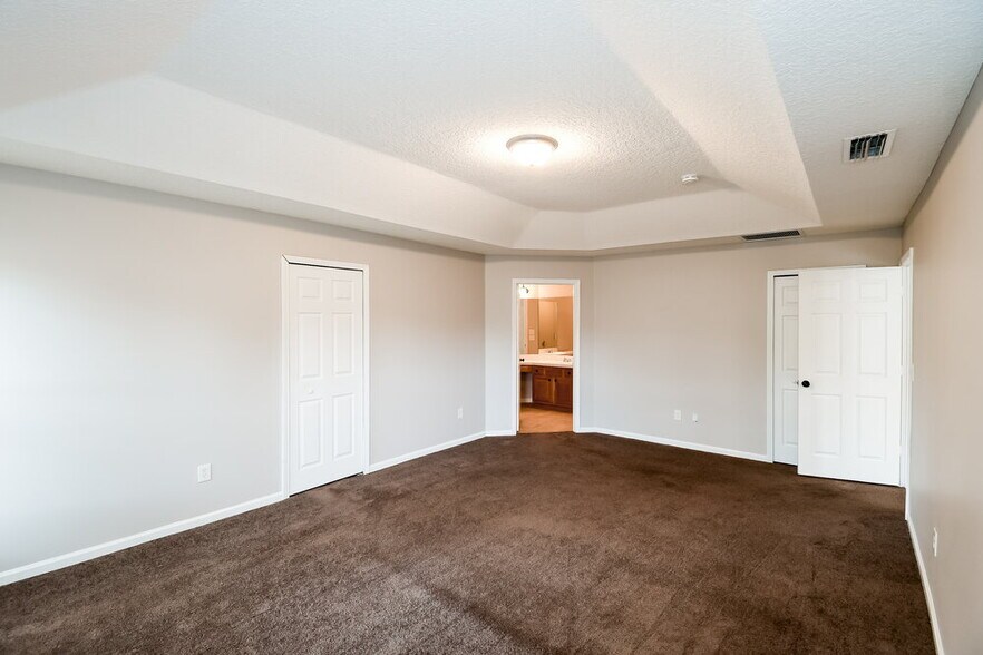 Building Photo - 11266 Silver Key Dr