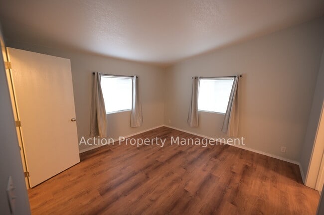 Building Photo - 3 bed 2 bath home in Monterra, a 55+ community between Sequim and Port Angeles