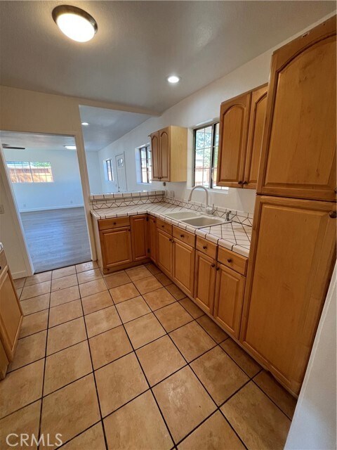 Building Photo - 4159 La Madera Ave