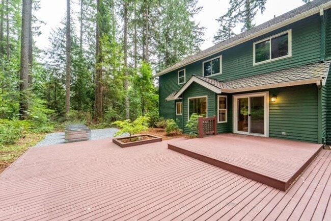Building Photo - 4 bedroom in Woodinville WA 98077