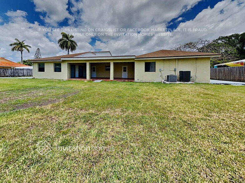 Building Photo - 12530 SW 204th St
