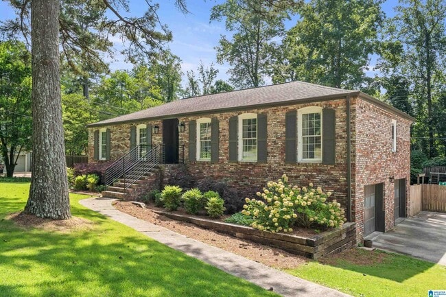Building Photo - 3708 Northcote Dr.