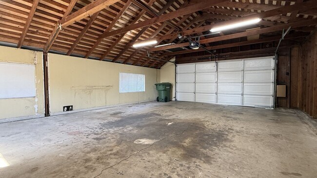 Building Photo - 3BD/2BA Willow Glen Single-Family Home with Spacious Layout