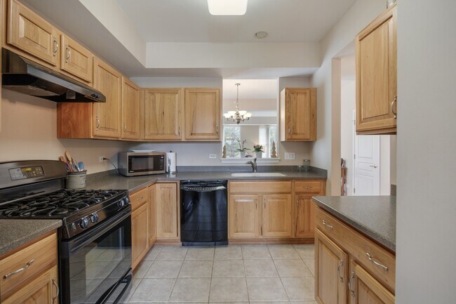 Building Photo - 12452 Wedgemere Dr
