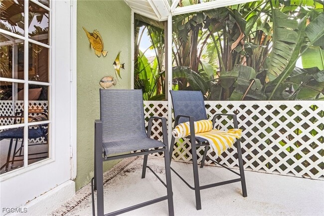 Building Photo - 8549 S Lake Cir