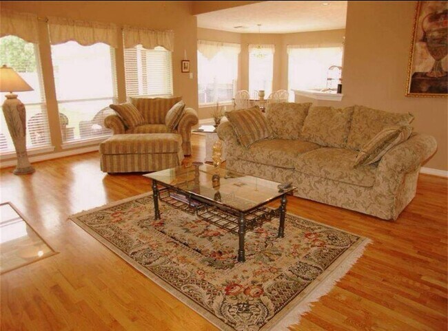 Building Photo - 306 Pinnacle Cove Ct