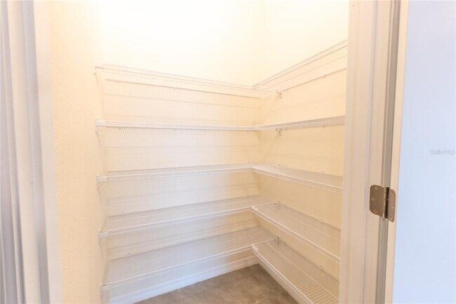 Building Photo - 33027 Tulip Petal Ln