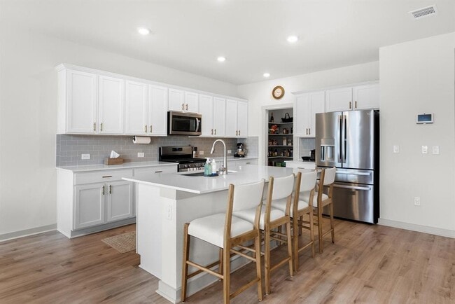 Building Photo - 7904 Linda Michelle Ln