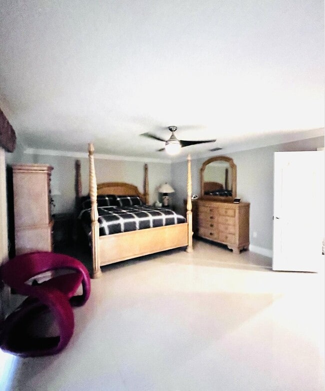 Building Photo - 6186 Duckweed Rd