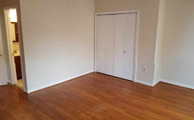 Building Photo - Sophisticated NW DC Home Featuring 3 Bedrooms, Fireplace & Outdoor Oasis with Private Parking