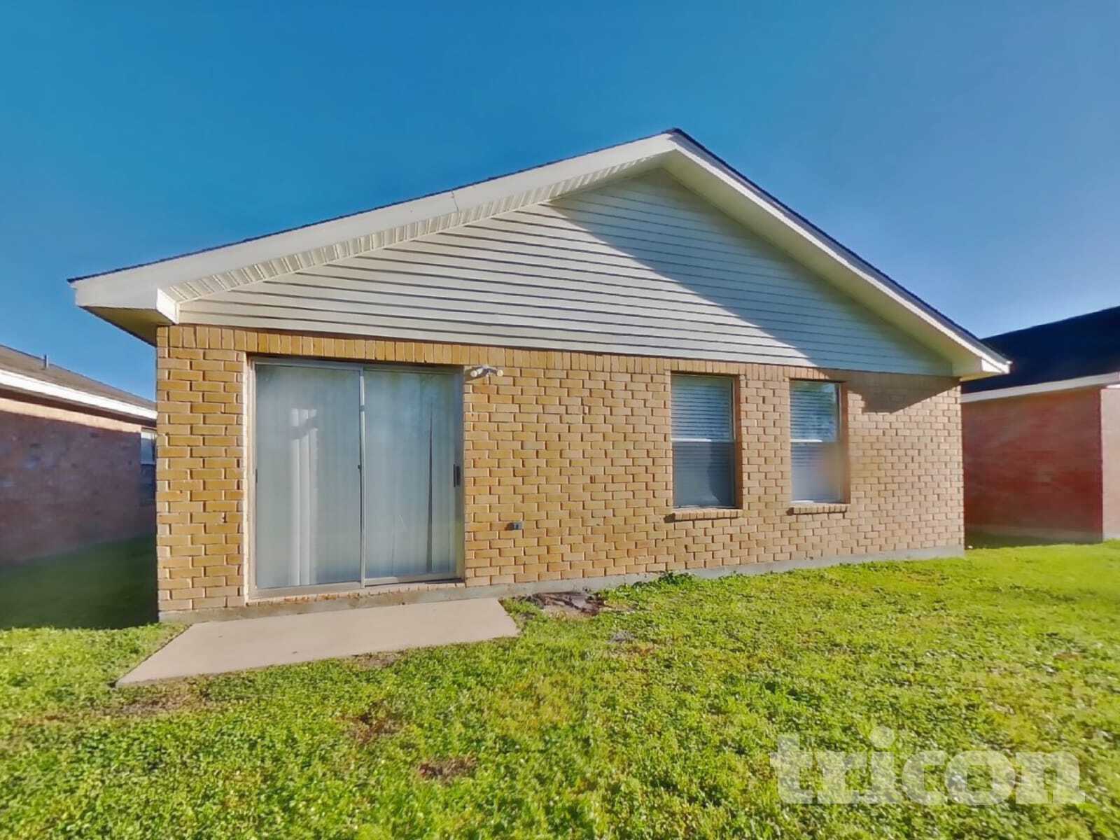 Building Photo - 3147 Boynton Dr