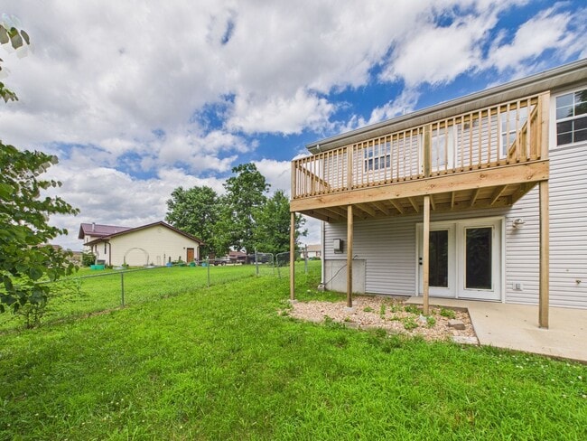 Building Photo - 24625 Spencer Rd